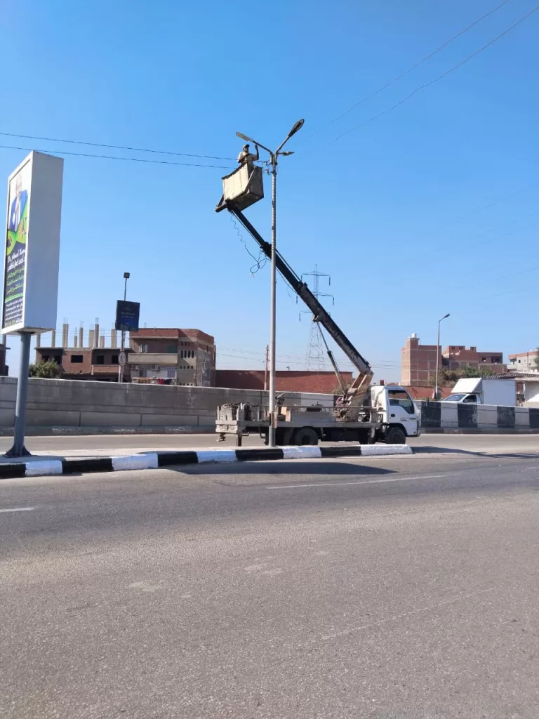 تطوير ورفع كفاءة منظومة الإنارة العامة بمراكز الشرقية