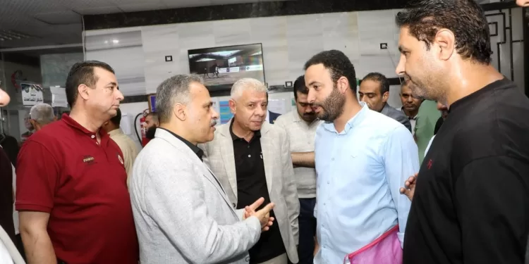 محافظ الشرقية يتفقد العمل بالمركز التكنولوجي بمدينة فاقوس
