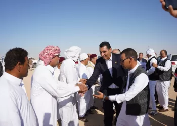 عقب مشاركتهما في استقبال بعثة المنتخب الوطني: وزير الشباب والرياضة ومحافظ مطروح يقدمان واجب العزاء لأسرتي فقيدين من أبناء مدينة الضبعة