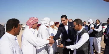 «عقب استقبال المنتخب».. وزير الشباب ومحافظ مطروح يقدمان العزاء لأسرتي فقيدي الضبعة