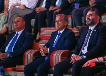 جرش يطفئ شمعته الأربعين بافتتاح أسطوري.. الهولوجرام يبعث روح سميرة توفيق وعبده موسى ونجوم الأردن يشعلون مدرجاته