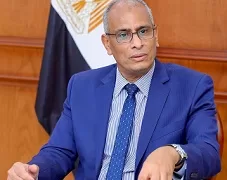 إزالة حالات تعدٍ على الأراضي الزراعية بقرية «الشهابية» في بلطيم