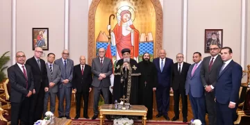 البابا تواضروس يستقبل رئيس هيئة قضايا الدولة