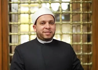 الخميس.. إعادة افتتاح مسجد «الإمام الحسين» بعد تجديد مفروشاته بالكامل
