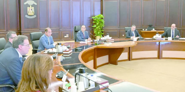 حوكمة التعيينات الجديدة بالدولة والترقيات والتعيينات فى الوظائف القيادية 1 - جريدة الجمهورية عندما تتحول المنصات الالكترونية إلى ساحات للتجنيد