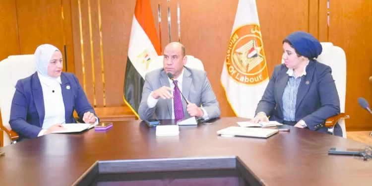 عندما تتحول المنصات الالكترونية إلى ساحات للتجنيد