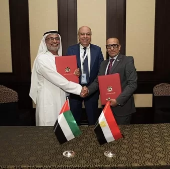 مصر والإمارات توقعان مذكرة تفاهم لتوسيع حقوق النقل الجوي 1 - جريدة الجمهورية مصر والإمارات توقعان مذكرة تفاهم لتوسيع حقوق النقل الجوي