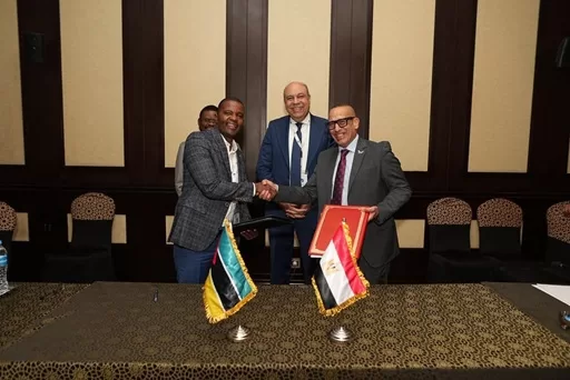 مصر وموزمبيق توقعان مذكرة تفاهم للتعاون الفني بقطاع الطيران المدني 1 - جريدة الجمهورية مصر وموزمبيق توقعان مذكرة تفاهم للتعاون الفني بقطاع الطيران المدني