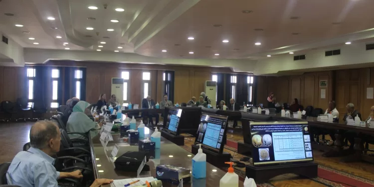«اللجنة العليا لمئوية قصر العيني 2027» تستضيف مديرة (DAAD) بالقاهرة.. وتعلن اكتمال الكتاب التاريخي وإطلاق الفيلم الوثائقي الألماني 1 - جريدة الجمهورية «اللجنة العليا لمئوية قصر العيني 2027» تستضيف مديرة (DAAD) بالقاهرة.. وتعلن اكتمال الكتاب التاريخي وإطلاق الفيلم الوثائقي الألماني