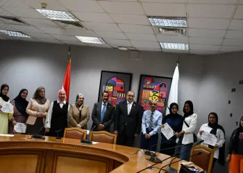 جامعة العاصمة تكرم طلابها الفائزين في مسابقة «الطالب الأعلى إنجازًا» بمشروع محو الأمية