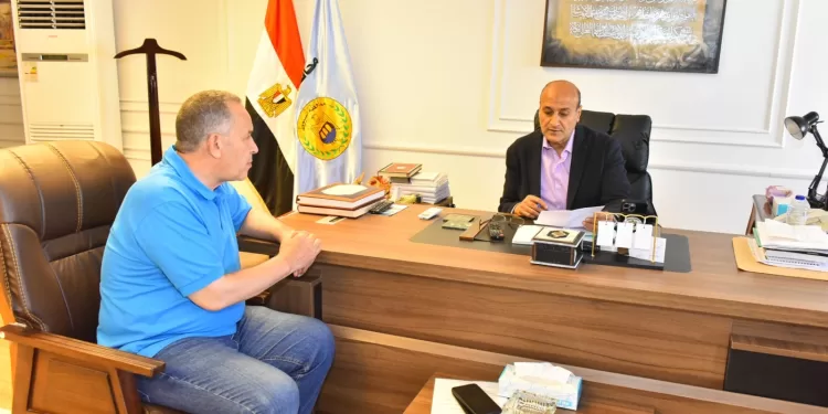 محافظ أسيوط يعتمد خفض الحد الأدنى للقبول بالثانوي العام إلى 222 درجة وفصول الخدمات إلى 210 درجات