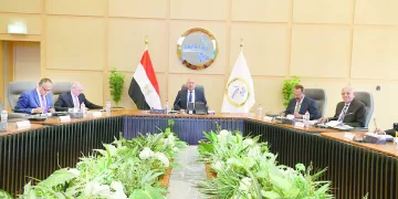 خطة للوصول بالأسطول التجارى المصرى إلى 40 سفينة