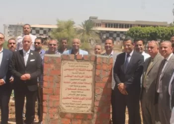 وضع حجر أساس النادي النهري لنقابة الصحفيين بأسيوط وتعزيز التعاون مع الجامعة والمحافظة