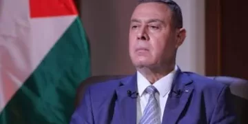الرئيس الفلسطيني محمود عباس ينعى السفير دياب اللوح بعد مسيرة حافلة بالنضال والدبلوماسية