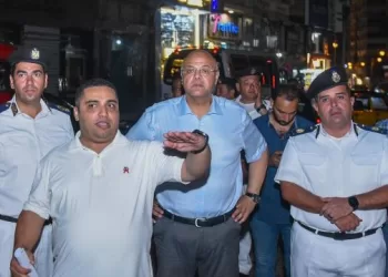 محافظ الإسكندرية يتفقد التعديلات المرورية بمنطقة «بولكلي» لمتابعة السيولة وحركة المركبات 3 - جريدة الجمهورية محافظ الإسكندرية يتفقد التعديلات المرورية بمنطقة «بولكلي» لمتابعة السيولة وحركة المركبات