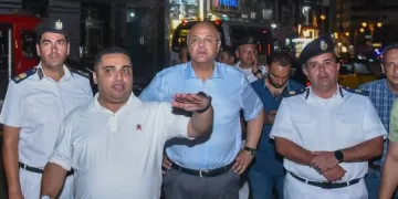 محافظ الإسكندرية يتفقد التعديلات المرورية بمنطقة «بولكلي» لمتابعة السيولة وحركة المركبات