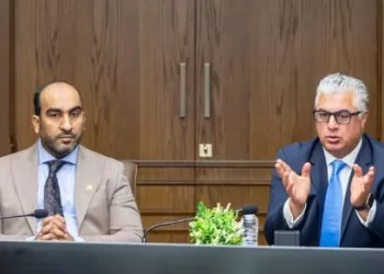 رئيس «اقتصادية قناة السويس» يستقبل وفداً «عمانياً» لبحث سبل التعاون والاستثمار المشترك