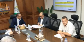 محافظ الجيزة يوجه بدعم منظومة النظافة في العياط وتيسير إجراءات التصالح والحد من التعديات