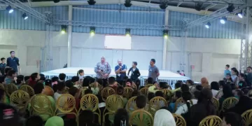مسرح الثقافة المتنقل يواصل فعالياته بعزبة الأشطر بالجيزة
