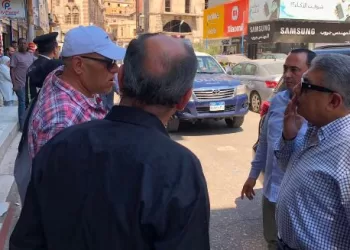 جولة ميدانية لمحافظ الدقهلية بحي غرب المنصورة لمتابعة الخدمات والانضباط بالشارع 5 - جريدة الجمهورية جولة ميدانية لمحافظ الدقهلية بحي غرب المنصورة لمتابعة الخدمات والانضباط بالشارع