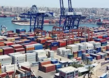 نشاط مكثف بميناء الإسكندرية: تداول 146 ألف طن بضائع و4782 حاوية خلال 24 ساعة
