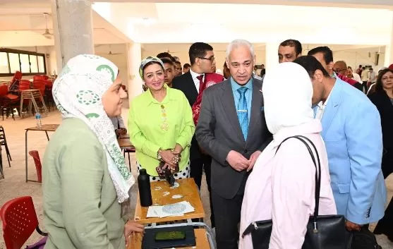 رئيس جامعة أسيوط يتفقد سير أعمال الكشف الطبي للطلاب المستجدين للعام الجامعي 2026/2027 4 - جريدة الجمهورية 4 111 - جريدة الجمهورية