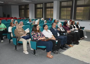 جامعة العاصمة تطوّر مهارات كوادرها الإعلامية في كتابة الخبر الصحفي