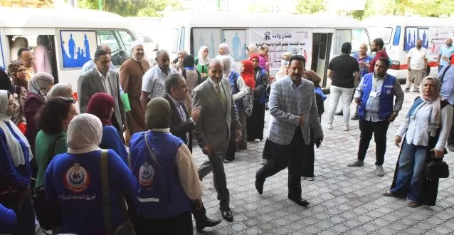 محافظ أسيوط يدشن الحملة التنشيطية لتنظيم الأسرة «علشان ولادنا» لتقديم خدمات مجانية بالقرى والمراكز 5 - جريدة الجمهورية 5 72 - جريدة الجمهورية