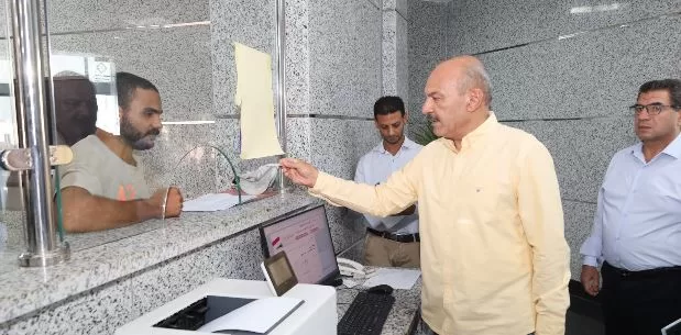 محافظ السويس يتفقد المركز التكنولوجي ويستمع لشكاوى المواطنين ويوجه بحلول عاجلة 1 - جريدة الجمهورية محافظ السويس يتفقد المركز التكنولوجي ويستمع لشكاوى المواطنين ويوجه بحلول عاجلة
