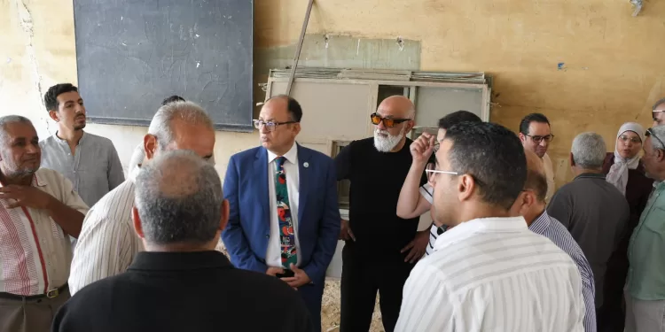 رئيس جامعة العاصمة يتفقد أعمال تطوير مستشفى الطلبة لإنشاء مستشفى تعليمي تابع لجامعة حلوان الأهلية