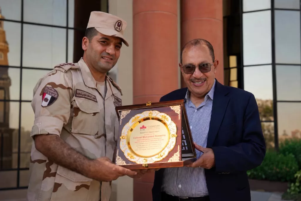 مواكبة ثورة الذكاء الاصطناعي والـ 6G.. هندسة اتصالات CIC تُطلق أول طائرة مسيرة ذكية 2 - جريدة الجمهورية 767694291 1260482696095631 6537282896880464308 n - جريدة الجمهورية