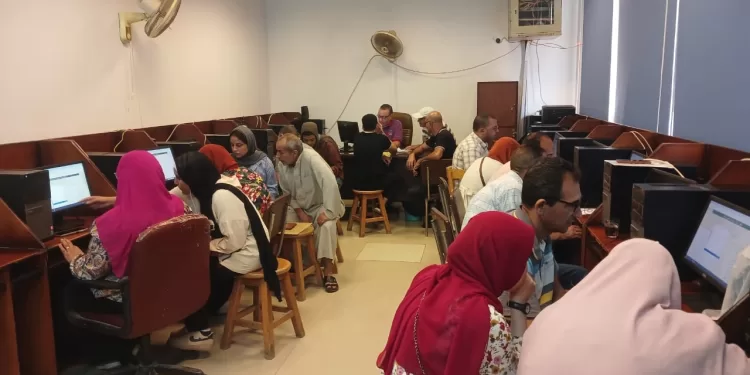 جامعة دمنهور تواصل استقبال طلاب المرحلة الثانية للتنسيق وتكثف جهود الإرشاد والدعم