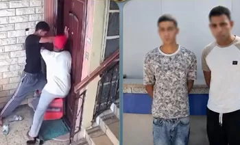 الداخلية تكشف فيديو اقتحام لصين مسكن سيدة بالقاهرة.. حاولا سرقتها بالإكراه بعد الادعاء بأنهما مندوبا توصيل