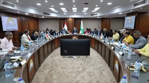 مخطط عمراني متكامل.. الجيزة و«التنمية الحضرية» يبحثان تطوير «عزيز عزت» والكيت كات 3 - جريدة الجمهورية WhatsApp Image 2026 08 03 at 7.56.52 PM 2 - جريدة الجمهورية