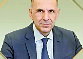 «عموتة» يُغربل الدفاع.. و«دارى» أمام خيارين