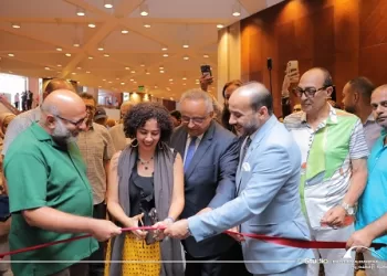 «متر × متر».. مدير مكتبة الإسكندرية يفتتح النسخة الـ19 من معرض «أجندة» بمشاركة 193 فنانًا 2 - جريدة الجمهورية «متر × متر».. مدير مكتبة الإسكندرية يفتتح النسخة الـ19 من معرض «أجندة» بمشاركة 193 فنانًا