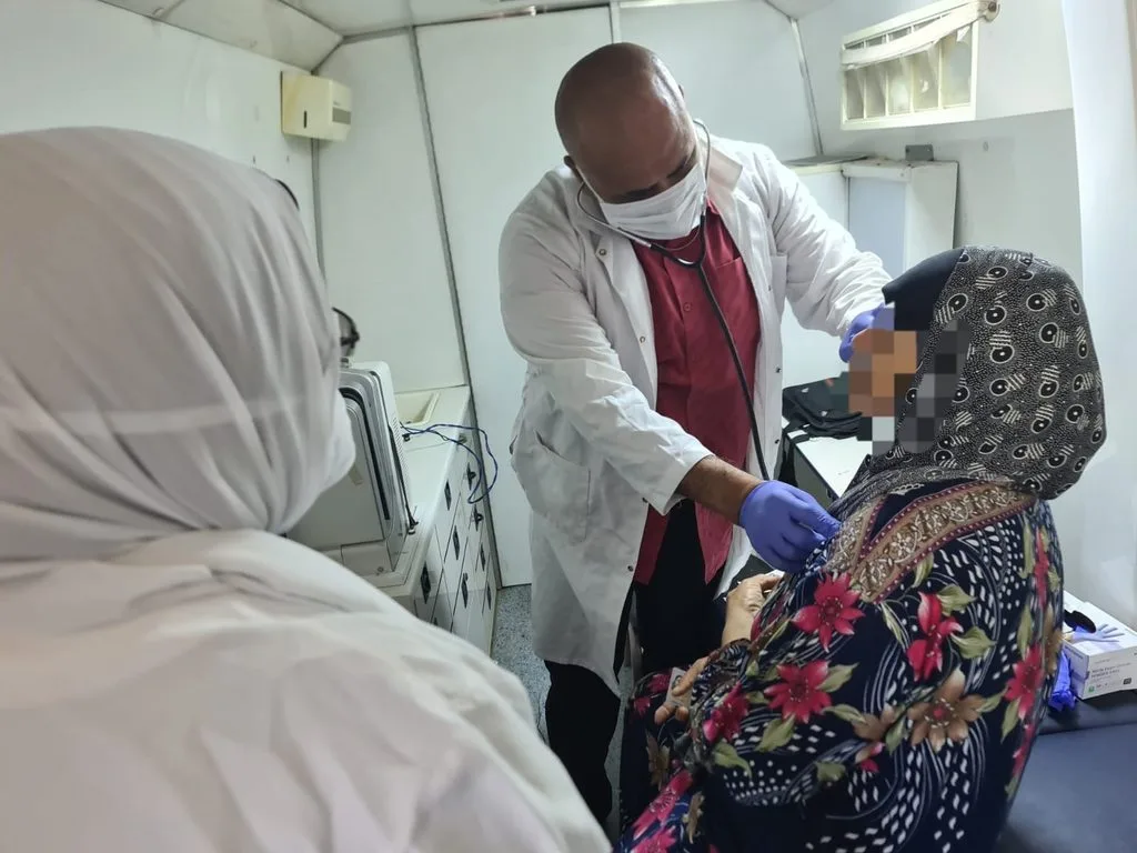 الكشف على 1087 مواطنًا في قافلة طبية بنجع الغرابيل في الدلنجات 4 - جريدة الجمهورية WhatsApp Image 2026 08 22 at 11.10.05 AM 2 - جريدة الجمهورية