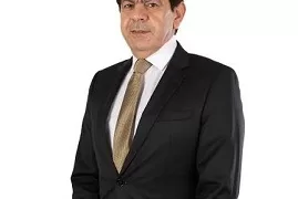 سعيد منور: ربط التعليم بسوق العمل يسهم في تقليص الفجوة بين الخريجين والوظائف الجديدة