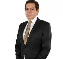 سعيد منور: ربط التعليم بسوق العمل يسهم في تقليص الفجوة بين الخريجين والوظائف الجديدة