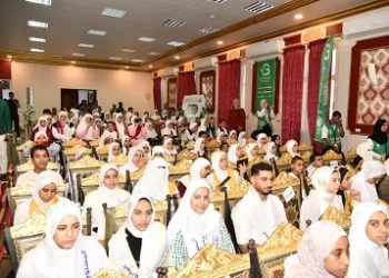 تكريم 200 من حفظة كتاب الله وإهداء رحلتي عمرة فى احتفالية المولد النبوي بالفيوم