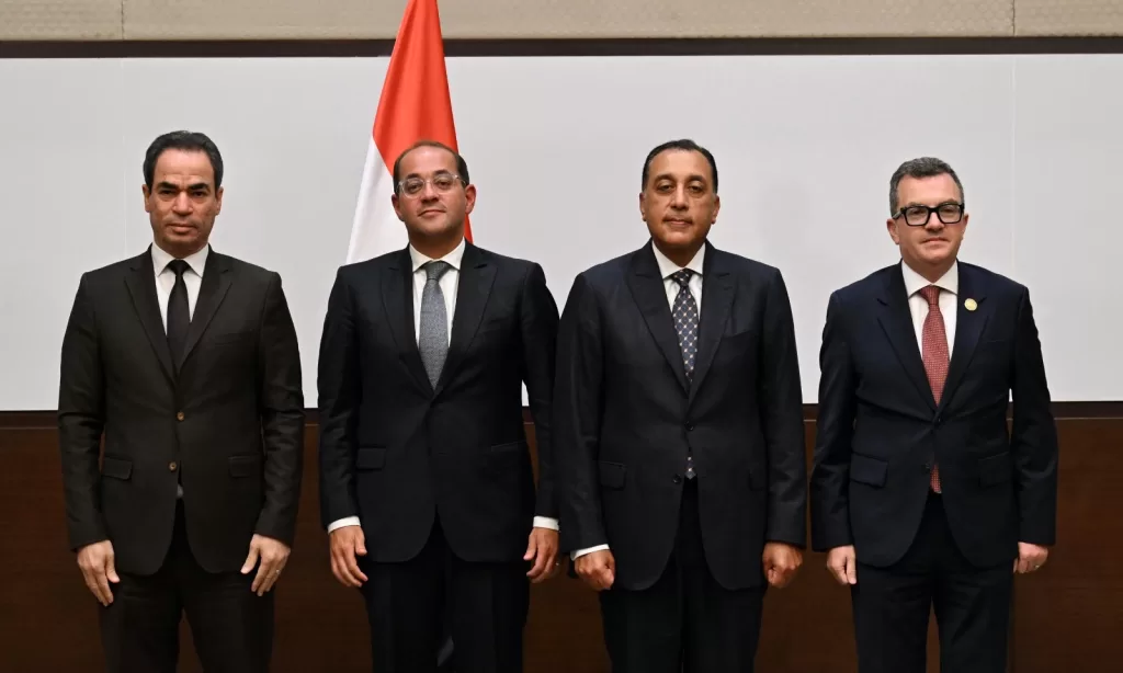 رئيس الوزراء يشهد إنجازاً تاريخياً بتوقيع اتفاقية تسوية مديونية الهيئة الوطنية للإعلام بقيمة 88.3 مليار جنيه 2 - جريدة الجمهورية WhatsApp Image 2026 08 26 at 3.59.35 PM - جريدة الجمهورية