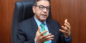 نقيب البيطريين: تفشي السالمونيلا عالميًا يضع الطبيب البيطري في صدارة منظومة الوقاية