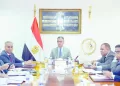 «اللاب توب» للعمل أون لاين..  والبحر مكافأة التخرج