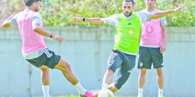 الأهلى ضيفًا على برشلونة فى «كامب نو»