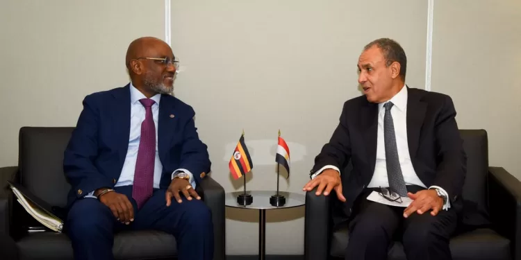 وزير الخارجية لـ نظيره الأوغندي: أهمية التعاون والتكامل بين دول حوض النيل لتحقيق المنفعة المشتركة ورفض الإجراءات الأحادية