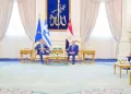 السيسى وميتسوتاكيس يبحثان تطورات التعاون  فى مشروع الربط الكهربائى