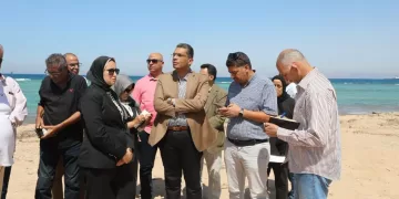 في زيارته لمدينة رأس غارب: محافظ البحر الأحمر يفتتح أعمال تطوير «وحدة الأمل الصحية».. وإنشاء محطة تحلية بطاقة 10 آلاف متر مكعب