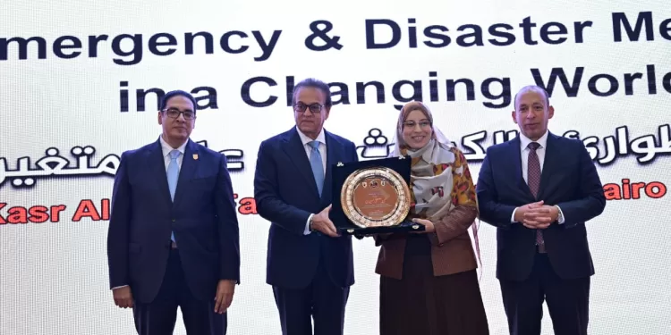 رئيس جامعة القاهرة يشهد افتتاح المؤتمر العلمي السنوي لقصر العيني حول «طب الطوارئ والكوارث في عالم متغير»