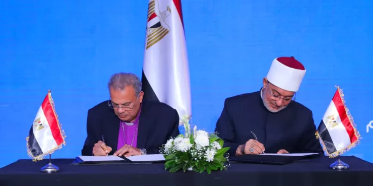 بروتوكول تعاون بين الهيئة الإنجيلية ودار الإفتاء لتعزيز العيش المشترك
