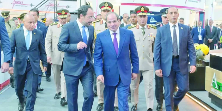 «النجوم الفضية» تتقدم المشهد .. وعروض روسية وإسبانية وتركية وسعودية وإماراتية وفرنسية وهندية تؤكد الحضور الدولى